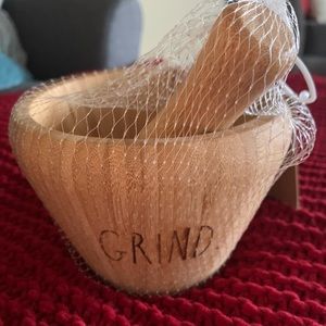 Rae Dunn Mortar & Pestle